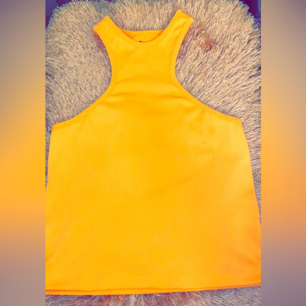 Orange/peach tank